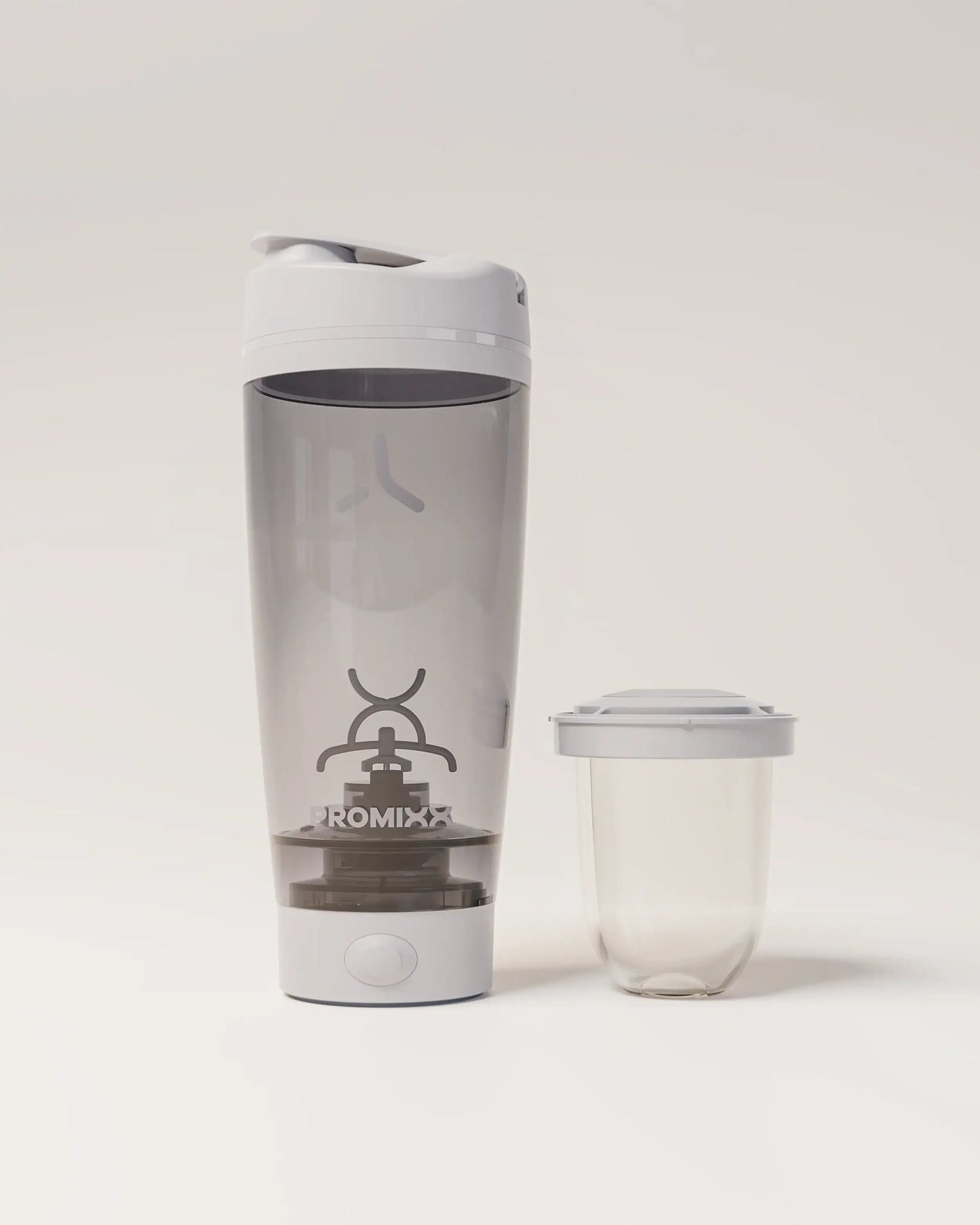 electric-shaker-bottle-x1 VM_LiPo_3.7-700_v1_coolGray_4x5_7_1_heroNutripod_EDIT.png